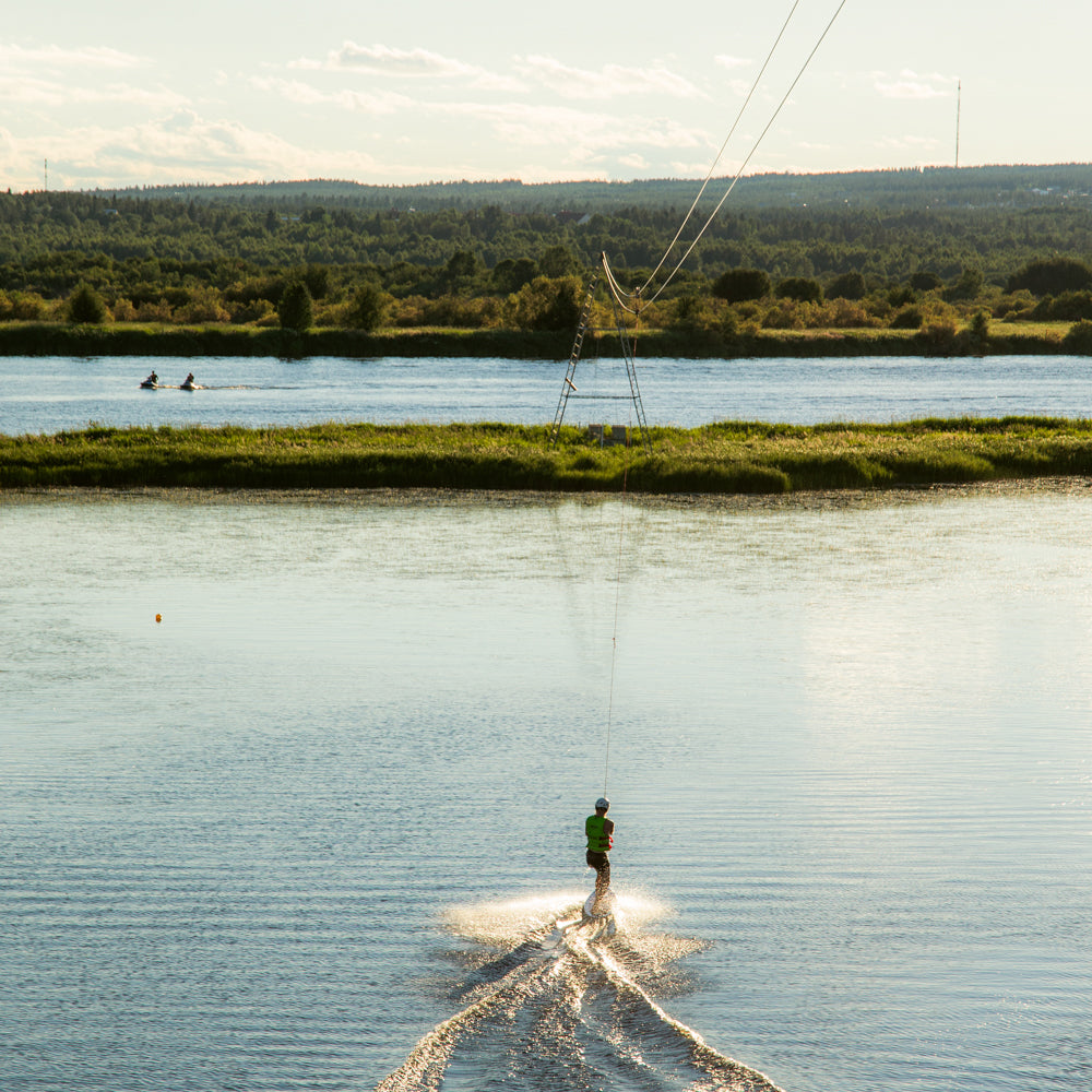 Cable Wakeboarding & Water Skiing