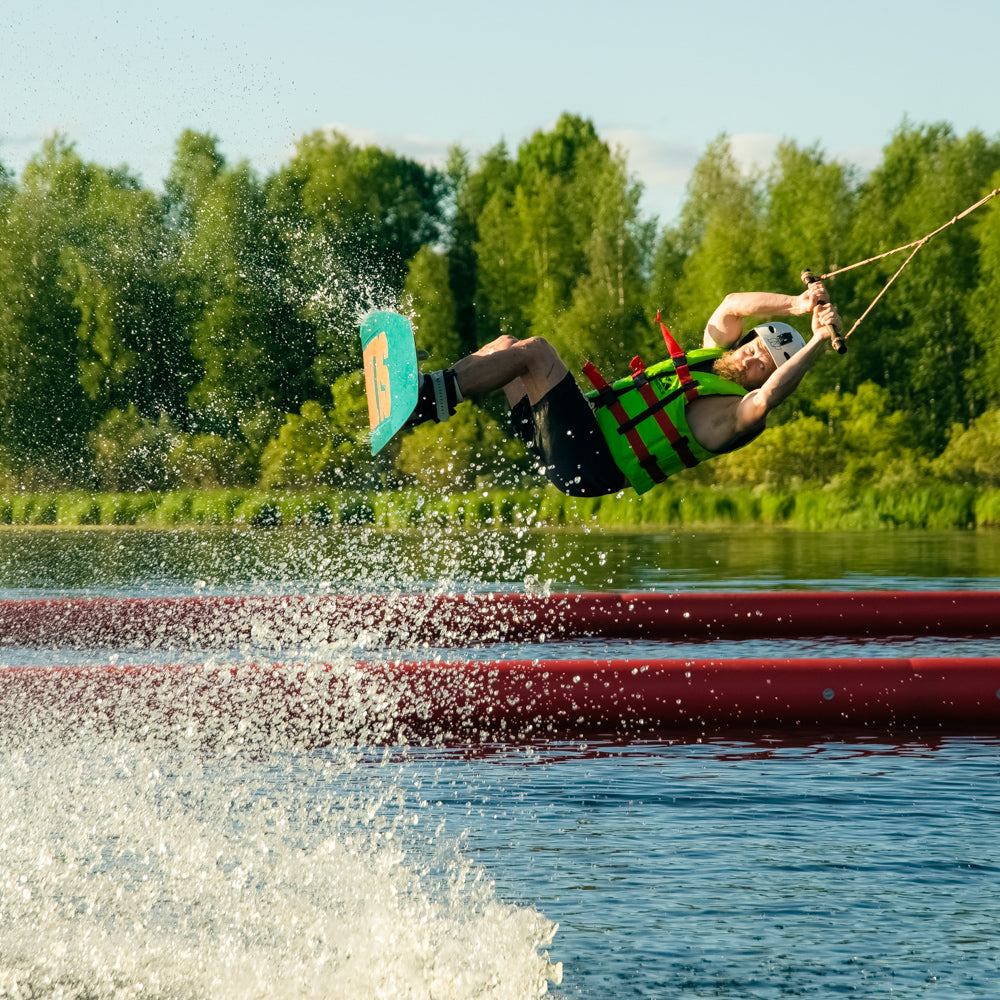 Cable Wakeboarding & Water Skiing